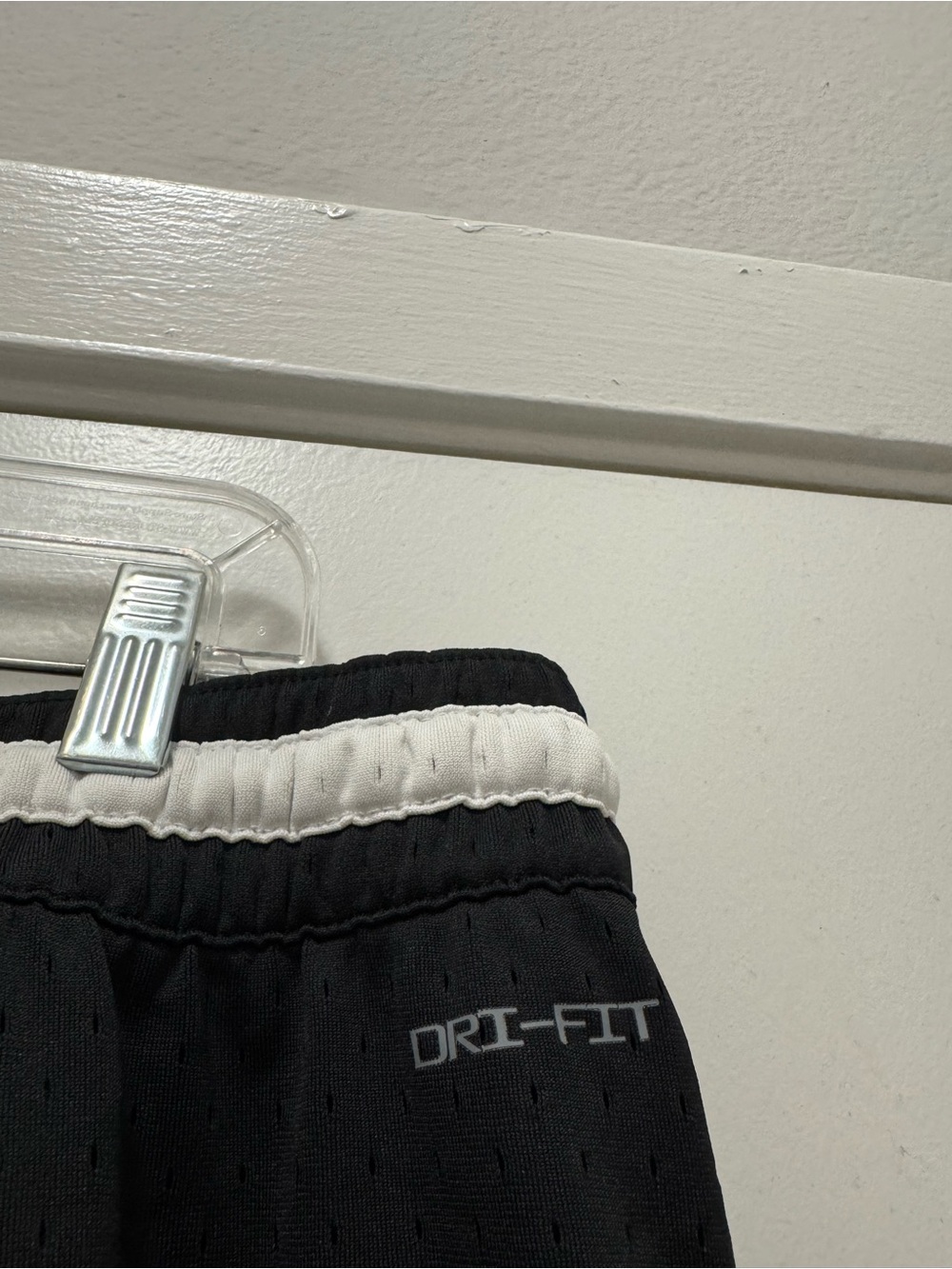Jordan Dri-FIT Sport Mesh Diamond Shorts - Picture 9 of 10